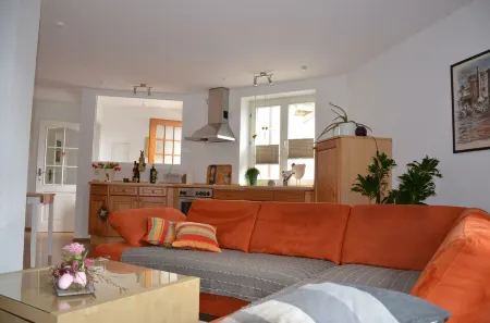 Between the wine route and the Palatinate Forest Отели рядом с достопримечательностью «Südpfalz Therme»