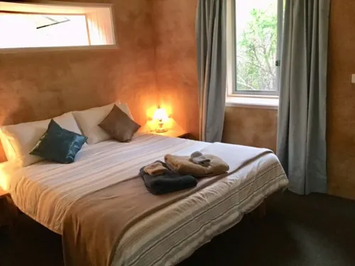 Frogsong Strawbale Cottage BLUE ID p7318970 Hotels in Mountain Bay