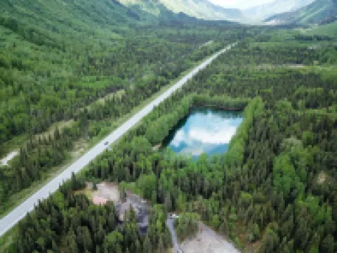Upper Paradise Log Cabin - Nightly Rental in the Woods Hotels in Moose Pass