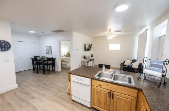 🤩king w/kitchen+washer/dryer+queen sleeper 🥾(15 mi maple canyon250mbps wi-fi