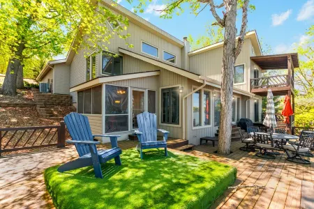 Osage Beach lakefront house - Gorgeous views!