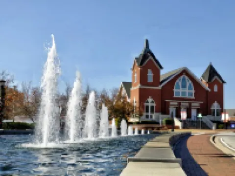 Charming Country Cottage Retreat -  Walking distance to Downtown Hotels in Paulding County