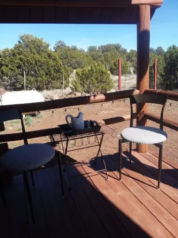 Comfy cabin for two close to Grand Canyon and many Northern Arizona attractions