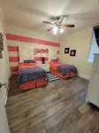 Excellent! 5- Star Beachfront Condo.