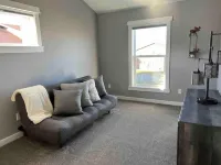 Maggie's Place--Ski/Hike/Soak in Hot tub!