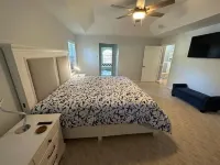 Golf course view & heated pool in Lake Worth, FL 메리 브랜던 공원 주변 호텔