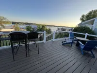 La Casita! Brand new cottage with boat parking overlooking Honey Creek Marina!!!