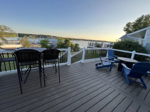 La Casita! Brand new cottage with boat parking overlooking Honey Creek Marina!!!