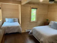 Cozy 4-Bedroom Lake House with Private Boat Dock on the Chain of Lakes!