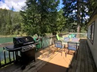 Private Riverfront Home with deck on the Beautiful Smith River - North Coast, Ca
