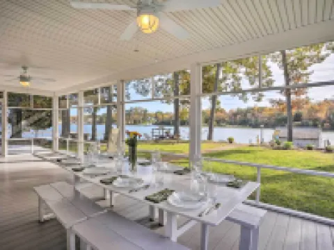 RivahMojo on Mill Creek-just off RappahannockRiver โรงแรมในMiddlesex County