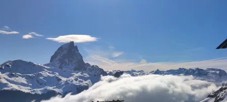 Renovated 4-person studio with lake view Artouste Fabrège