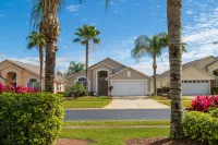 Magic  Lake View Villa Heated Pool&Hot Spa, Near Disney, 10 Guests