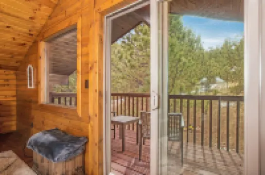 Feels Like Home Cozy Cabin