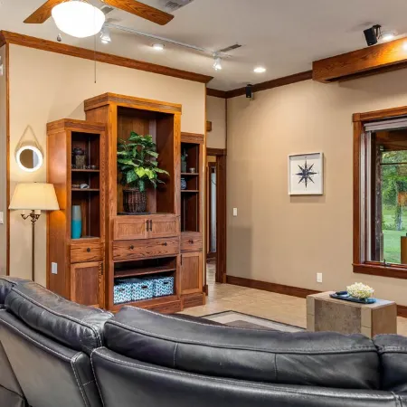 Private White River Estate on 214 acres. ATV/hiking trails. Pets stay free
