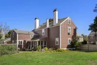 NEW Robert Manning Place•Historic 1824 Salem Home with Parking•Walk to Downtown