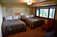 It's Reunion Time! Flathead Lake Waterfront Dream House! - 4-Star