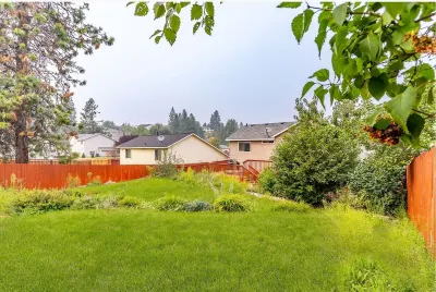 Spokane Valley home near Providence & Multicare hospitals, 9mi GEG, 4mi Gonzaga