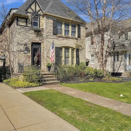 Upscale 3Br Retreat – Quiet North Buffalo Location
