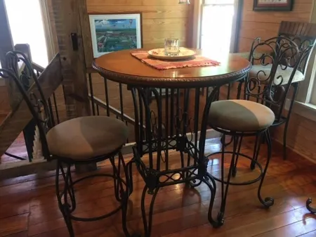 1830's House in Historic Old Towne Petersburg, VA