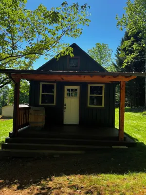 Cabernet Cabin near JVD vineyard