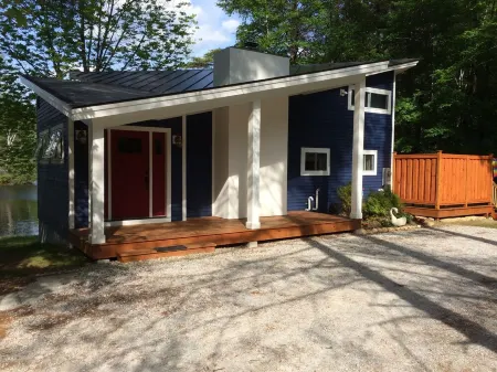 Lake Rescue Vacation Home- Pets Welcome-Okemo and Killington close!!! Отели в г. Ладлоу