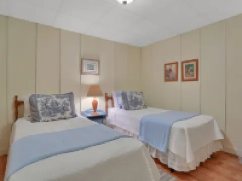 East Cavalry Red House<br>3 bedrooms 3 full baths sleeps up to 12 Hotels in Straban Township