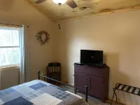 Mountain Meadow Cabin with Hot Tub, Beautiful View, WiFi!, Secluded and Peaceful