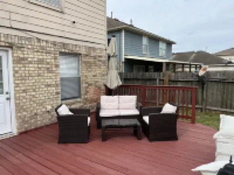 The Catbird Hideaway - Your peaceful and serene home in the Houston, Tx area.