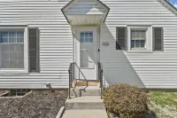 Cozy Speedway Basement. Pet Friendly Hotel dekat Indianapolis Motor Speedway