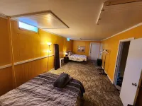 1Br Close to Mtu, Keweenaw, Houghton w/Full Amenities on the Sxs SnowmobileTrail