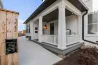 Central, Beautiful Apartment in Downtown Chambersburg