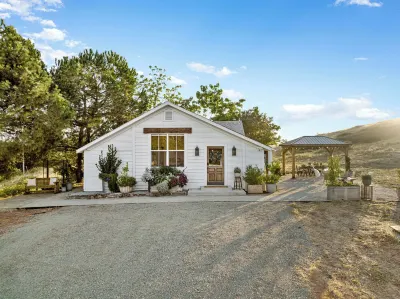 Countryside Cottage