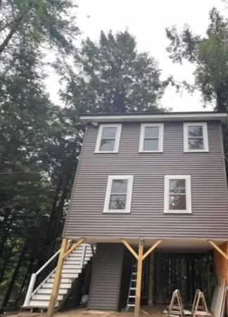 Sugar River Treehouse -relaxing escape among the trees on the serene Sugar River