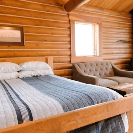 Grizzly Bear Cabin #7 at Gallatin Canyon Cabins