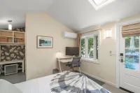 Downtown Palo Alto Gem! Cute, Spotless Guest House