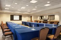 Hampton Inn & Suites Rogers Hotels in Otsego