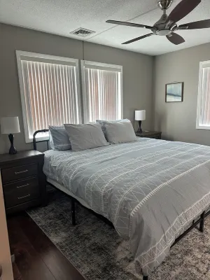 Tranquil Family Lakefront Condo Main Channel Close to Everything 2bed/2bath.