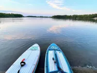 Beautiful 5 Bdrm Lakefront Log Cabin - under 1hr from Mpls!