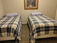 Paradise Cabin in the Pines<br>Comfortable Patios and porch swing <br>Watch kids play