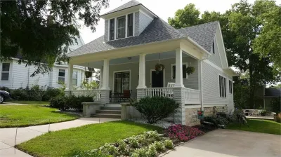 Exceptional new listing Decorah Craftsman Bungalow Hotels near Decorah Dog Park