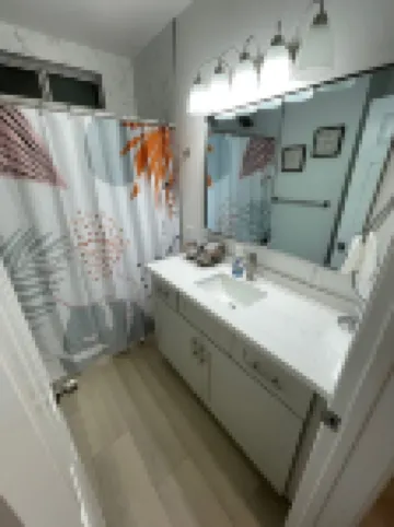 Riverside Cozy Modern Oasis with Pool