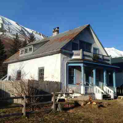 The 1905 Government. cable Office: Historic Charm, views, location Downtown Hotel Exterior