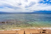 WOW! What a view!!! Oceanfront Condo in Ka’anapali! King Bed!