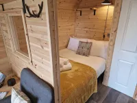 Gorse Gorgeous Glamping Hideaway Hotels in Garve