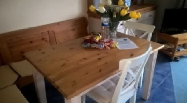 Beautiful, bright apartment with south / west balcony near the beach