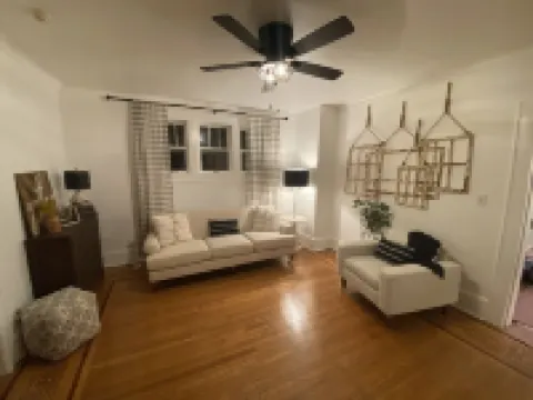 Remodeled Historical Home In Bourbonnais.