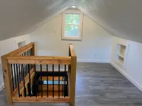 The Archer House - 1 Block from Spring River.  2 Bedrooms + Loft Bedroom!