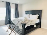Cheerful 5 bedroom Home - 6 miles from Samsung