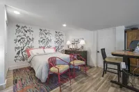 Coastal Retreat with Pool and Cheerful Vibes